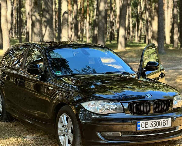 Черный БМВ 1 Серия, объемом двигателя 2 л и пробегом 294 тыс. км за 7700 $, фото 1 на Automoto.ua
