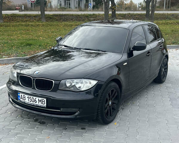 Чорний БМВ 1 Серія, об'ємом двигуна 2 л та пробігом 212 тис. км за 7500 $, фото 1 на Automoto.ua