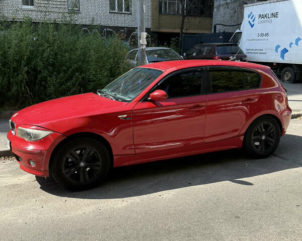 Червоний БМВ 1 Серія, об'ємом двигуна 1.6 л та пробігом 260 тис. км за 5000 $, фото 1 на Automoto.ua
