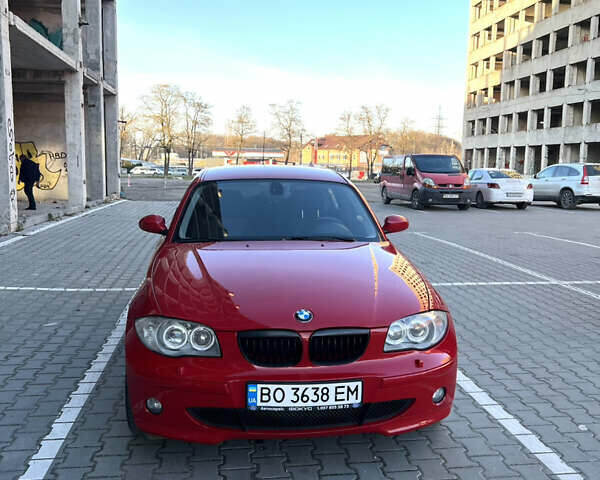 Красный БМВ 1 Серия, объемом двигателя 2 л и пробегом 295 тыс. км за 6800 $, фото 1 на Automoto.ua