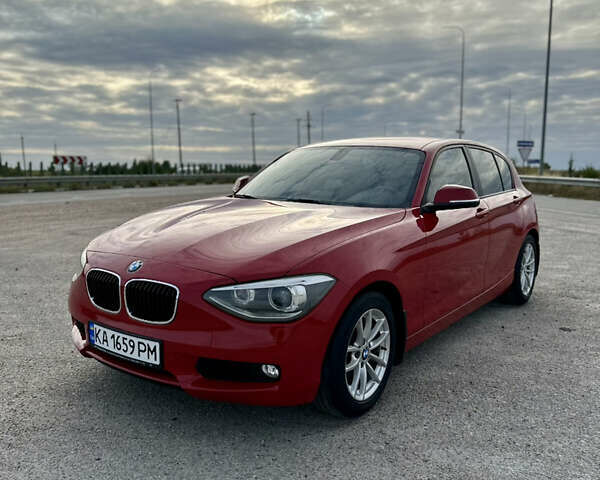 Красный БМВ 1 Серия, объемом двигателя 1.6 л и пробегом 125 тыс. км за 10500 $, фото 1 на Automoto.ua