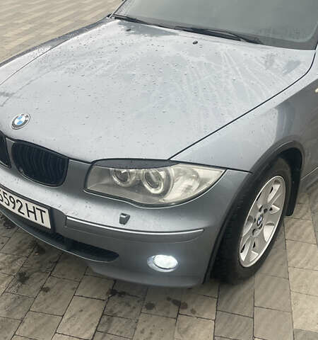Серый БМВ 1 Серия, объемом двигателя 2 л и пробегом 283 тыс. км за 6300 $, фото 1 на Automoto.ua