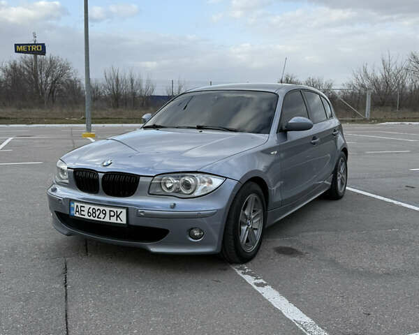 Серый БМВ 1 Серия, объемом двигателя 2 л и пробегом 220 тыс. км за 6700 $, фото 1 на Automoto.ua