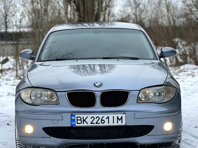Сірий БМВ 1 Серія, об'ємом двигуна 2 л та пробігом 294 тис. км за 5999 $, фото 1 на Automoto.ua