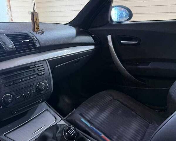 Сірий БМВ 1 Серія, об'ємом двигуна 2 л та пробігом 320 тис. км за 4700 $, фото 1 на Automoto.ua