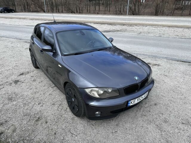 Сірий БМВ 1 Серія, об'ємом двигуна 2 л та пробігом 264 тис. км за 7200 $, фото 1 на Automoto.ua