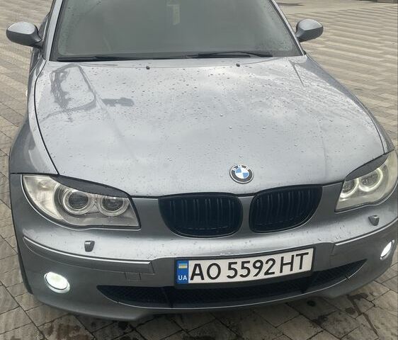 Серый БМВ 1 Серия, объемом двигателя 2 л и пробегом 274 тыс. км за 5700 $, фото 1 на Automoto.ua