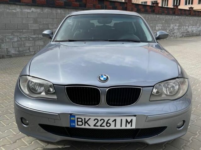Серый БМВ 1 Серия, объемом двигателя 2 л и пробегом 220 тыс. км за 4300 $, фото 1 на Automoto.ua