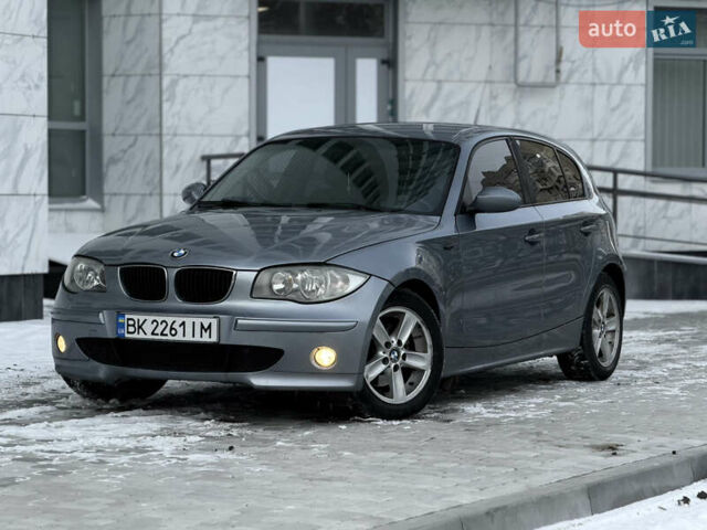 Сірий БМВ 1 Серія, об'ємом двигуна 2 л та пробігом 292 тис. км за 5600 $, фото 1 на Automoto.ua