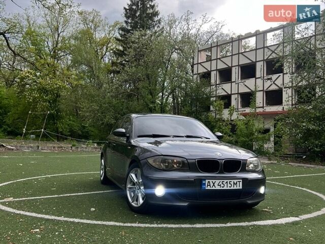Серый БМВ 1 Серия, объемом двигателя 2 л и пробегом 440 тыс. км за 5490 $, фото 1 на Automoto.ua