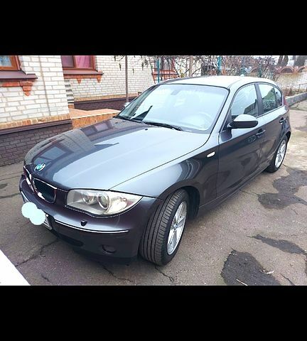 Серый БМВ 1 Серия, объемом двигателя 1.6 л и пробегом 282 тыс. км за 3500 $, фото 1 на Automoto.ua