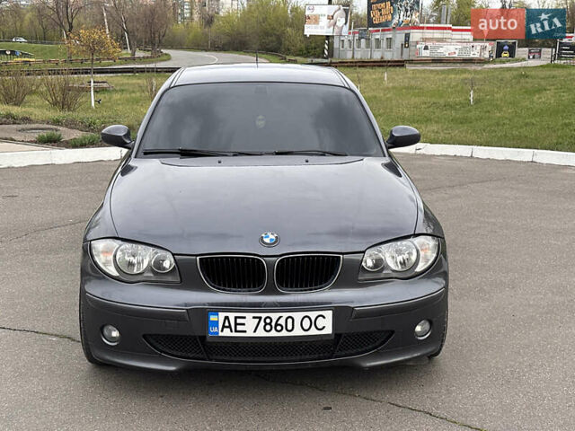 Серый БМВ 1 Серия, объемом двигателя 2 л и пробегом 251 тыс. км за 7000 $, фото 1 на Automoto.ua