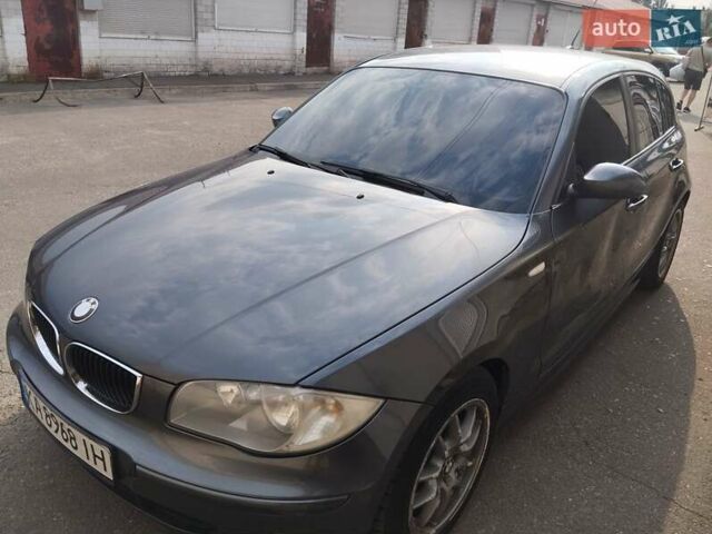Серый БМВ 1 Серия, объемом двигателя 2 л и пробегом 26 тыс. км за 6200 $, фото 1 на Automoto.ua