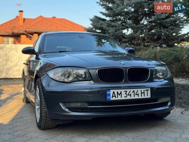 Сірий БМВ 1 Серія, об'ємом двигуна 2 л та пробігом 280 тис. км за 7800 $, фото 1 на Automoto.ua