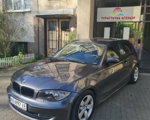 Сірий БМВ 1 Серія, об'ємом двигуна 2 л та пробігом 319 тис. км за 5900 $, фото 1 на Automoto.ua
