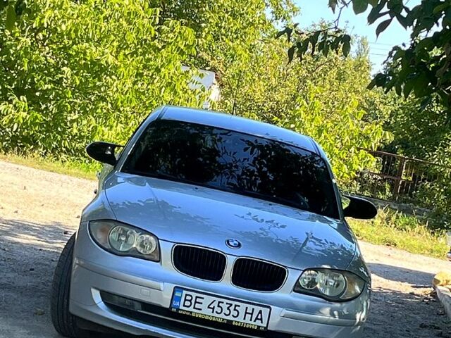 Серый БМВ 1 Серия, объемом двигателя 1.6 л и пробегом 26000 тыс. км за 4700 $, фото 1 на Automoto.ua