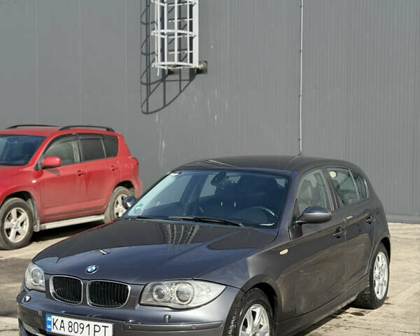 Серый БМВ 1 Серия, объемом двигателя 2 л и пробегом 215 тыс. км за 6500 $, фото 1 на Automoto.ua