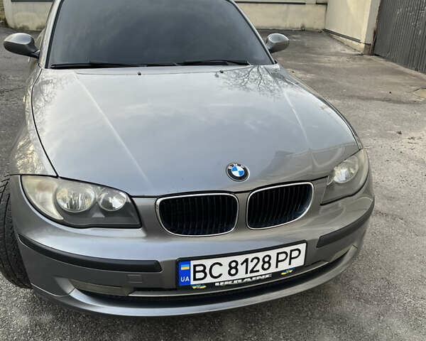 Сірий БМВ 1 Серія, об'ємом двигуна 2 л та пробігом 299 тис. км за 6800 $, фото 1 на Automoto.ua