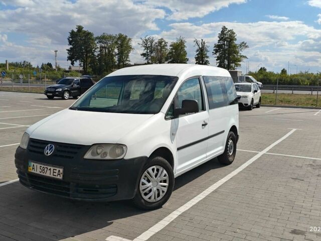Серый БМВ 1 Серия, объемом двигателя 2 л и пробегом 272 тыс. км за 3611 $, фото 1 на Automoto.ua