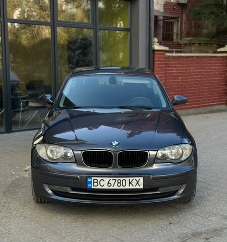 Серый БМВ 1 Серия, объемом двигателя 1.6 л и пробегом 240 тыс. км за 5700 $, фото 1 на Automoto.ua