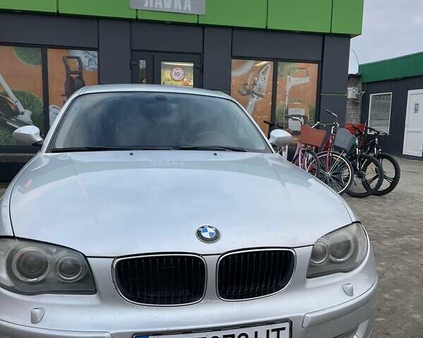 Серый БМВ 1 Серия, объемом двигателя 2 л и пробегом 259 тыс. км за 6800 $, фото 1 на Automoto.ua