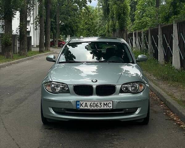 Сірий БМВ 1 Серія, об'ємом двигуна 2 л та пробігом 182 тис. км за 6500 $, фото 1 на Automoto.ua