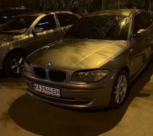 Серый БМВ 1 Серия, объемом двигателя 1.6 л и пробегом 255 тыс. км за 5700 $, фото 1 на Automoto.ua