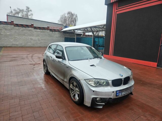 Серый БМВ 1 Серия, объемом двигателя 2 л и пробегом 310 тыс. км за 3500 $, фото 1 на Automoto.ua