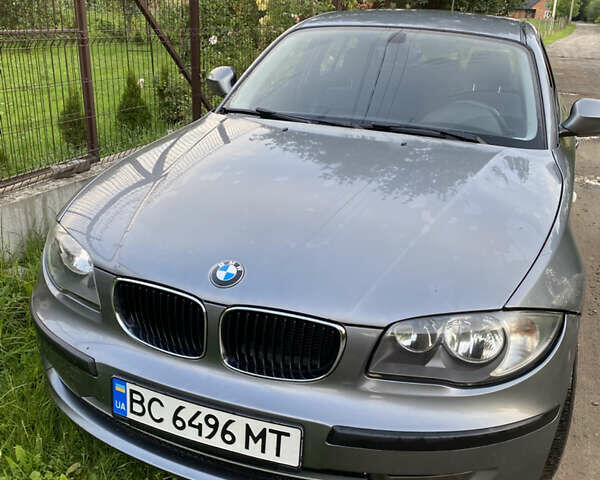 Сірий БМВ 1 Серія, об'ємом двигуна 2 л та пробігом 207 тис. км за 6700 $, фото 1 на Automoto.ua