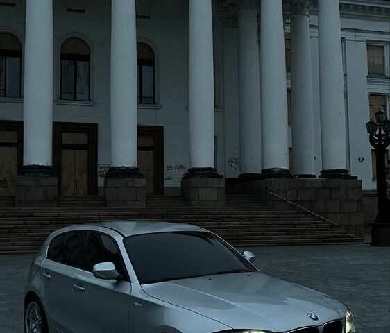 Серый БМВ 1 Серия, объемом двигателя 2 л и пробегом 309 тыс. км за 6799 $, фото 1 на Automoto.ua