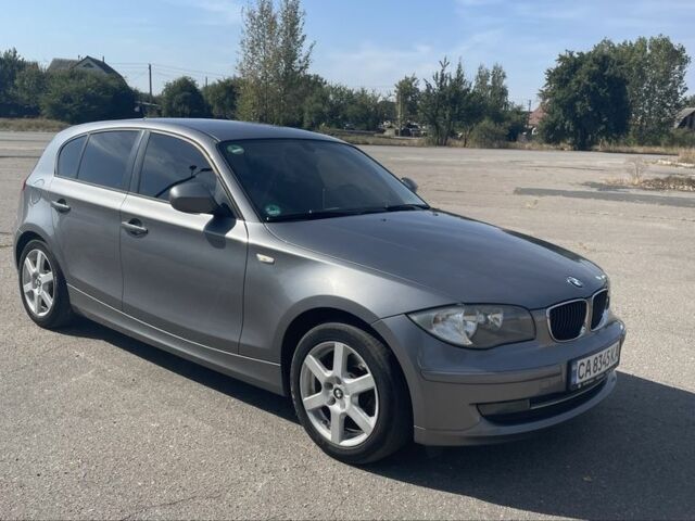 Сірий БМВ 1 Серія, об'ємом двигуна 2 л та пробігом 162 тис. км за 6300 $, фото 1 на Automoto.ua