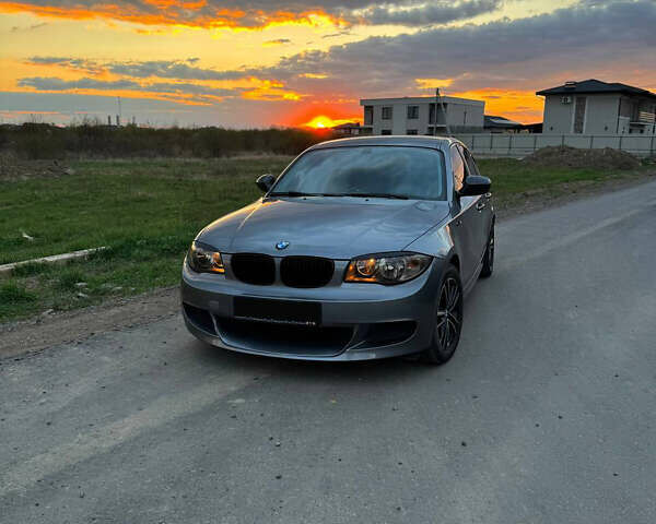 Серый БМВ 1 Серия, объемом двигателя 2 л и пробегом 186 тыс. км за 7700 $, фото 1 на Automoto.ua