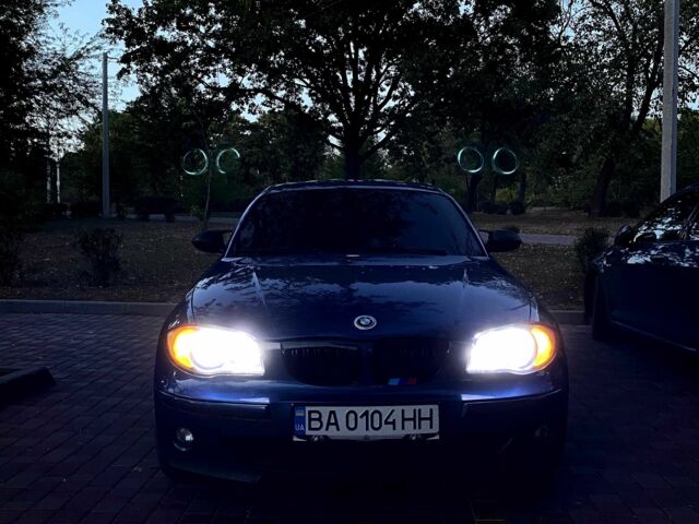 Синій БМВ 1 Серія, об'ємом двигуна 1.6 л та пробігом 211 тис. км за 5500 $, фото 1 на Automoto.ua