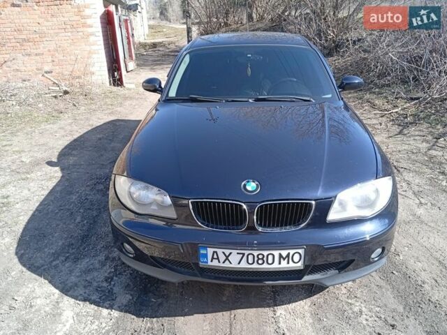 Синий БМВ 1 Серия, объемом двигателя 2 л и пробегом 248 тыс. км за 7800 $, фото 1 на Automoto.ua