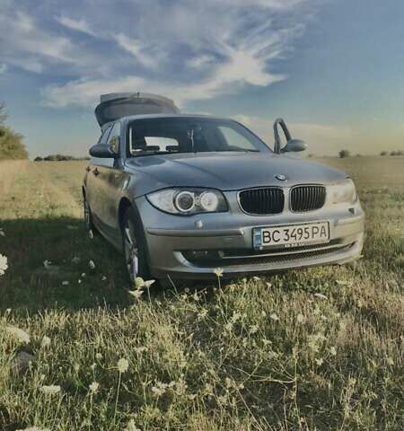 Синий БМВ 1 Серия, объемом двигателя 1.6 л и пробегом 270 тыс. км за 5850 $, фото 1 на Automoto.ua