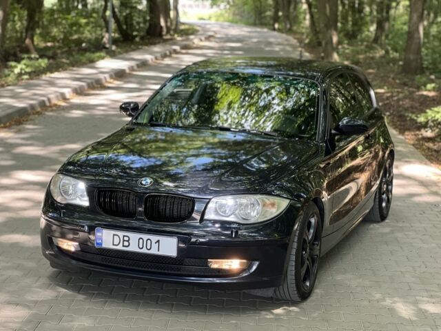 Синий БМВ 1 Серия, объемом двигателя 2 л и пробегом 151 тыс. км за 5390 $, фото 1 на Automoto.ua