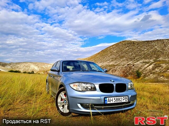 Синий БМВ 1 Серия, объемом двигателя 2 л и пробегом 225 тыс. км за 7200 $, фото 1 на Automoto.ua