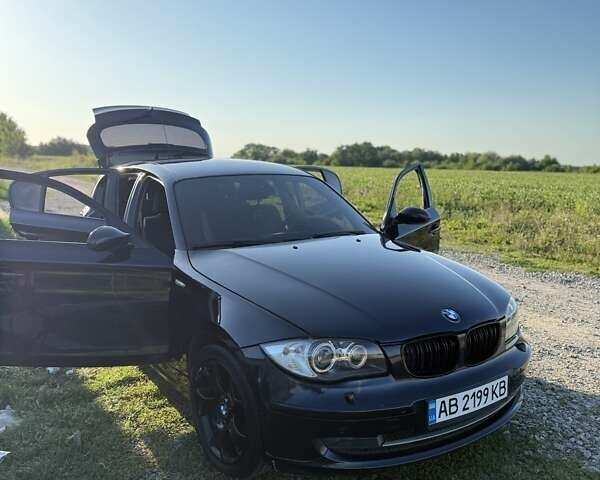 Синий БМВ 1 Серия, объемом двигателя 2 л и пробегом 276 тыс. км за 7600 $, фото 1 на Automoto.ua