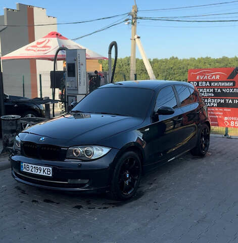 Синий БМВ 1 Серия, объемом двигателя 2 л и пробегом 276 тыс. км за 5600 $, фото 1 на Automoto.ua