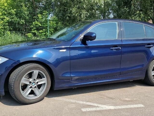 Синий БМВ 1 Серия, объемом двигателя 2 л и пробегом 218 тыс. км за 9000 $, фото 1 на Automoto.ua