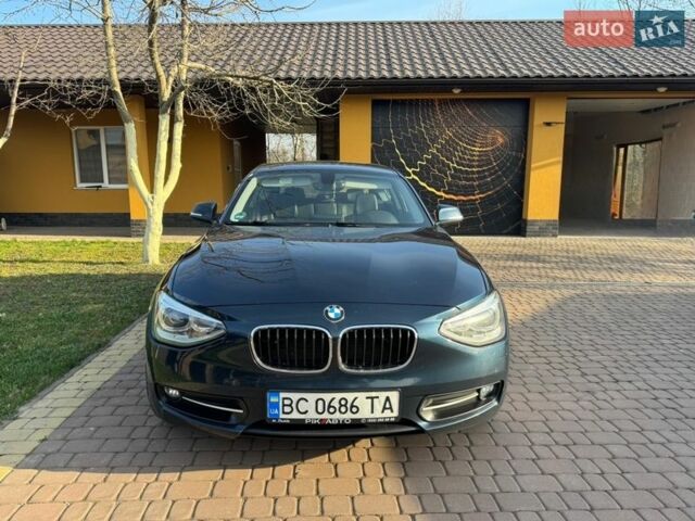 Синій БМВ 1 Серія, об'ємом двигуна 2 л та пробігом 210 тис. км за 13500 $, фото 1 на Automoto.ua
