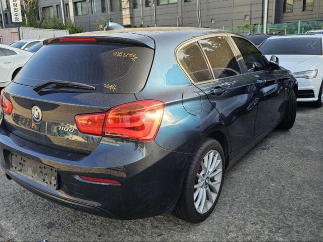 Синій БМВ 1 Серія, об'ємом двигуна 2 л та пробігом 106 тис. км за 12800 $, фото 1 на Automoto.ua