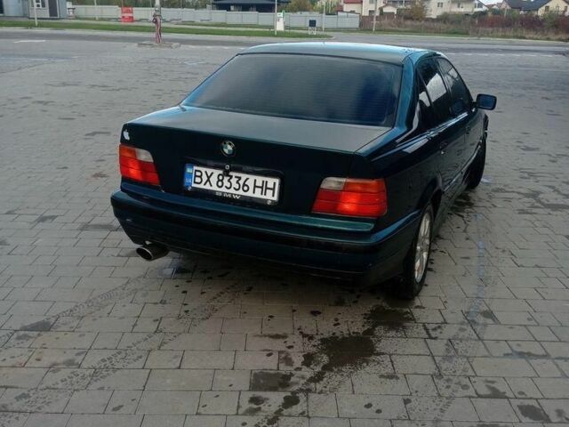 Зеленый БМВ 1 Серия, объемом двигателя 1.6 л и пробегом 3 тыс. км за 2300 $, фото 1 на Automoto.ua