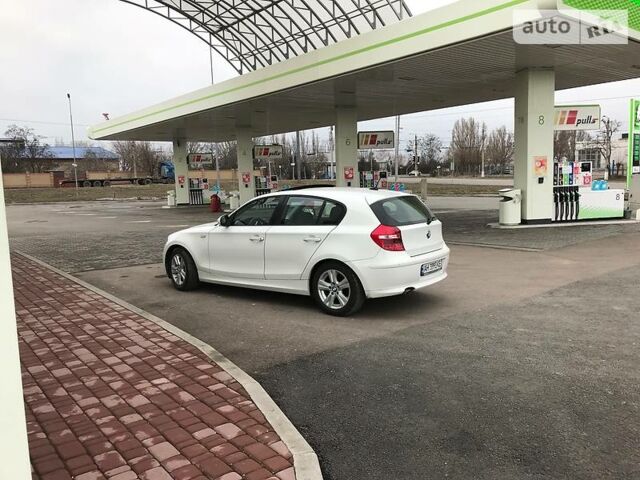 Білий БМВ 118, об'ємом двигуна 2 л та пробігом 170 тис. км за 13500 $, фото 1 на Automoto.ua