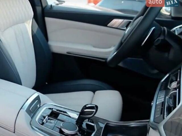 Серый БМВ 1500, объемом двигателя 3 л и пробегом 100 тыс. км за 20000 $, фото 1 на Automoto.ua