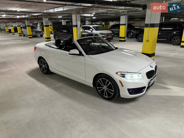 Белый БМВ 2 Серия, объемом двигателя 2 л и пробегом 55 тыс. км за 24000 $, фото 1 на Automoto.ua