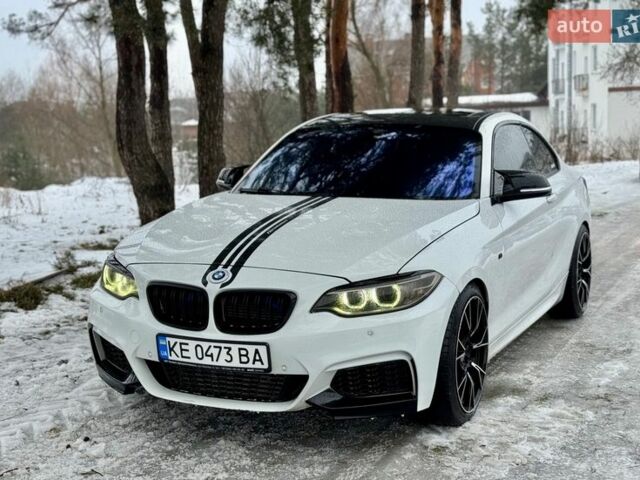 Белый БМВ 2 Серия, объемом двигателя 3 л и пробегом 205 тыс. км за 16900 $, фото 1 на Automoto.ua