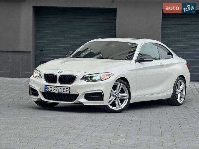 Білий БМВ 2 Серія, об'ємом двигуна 2 л та пробігом 117 тис. км за 15500 $, фото 1 на Automoto.ua