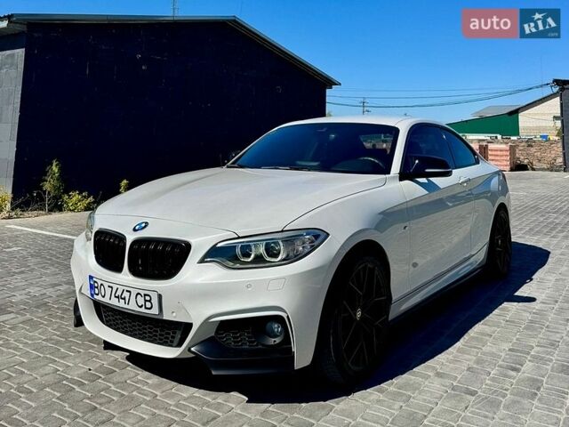 Белый БМВ 2 Серия, объемом двигателя 2 л и пробегом 198 тыс. км за 19999 $, фото 1 на Automoto.ua