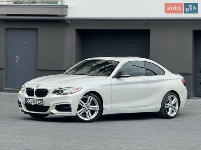 Белый БМВ 2 Серия, объемом двигателя 2 л и пробегом 117 тыс. км за 14500 $, фото 1 на Automoto.ua